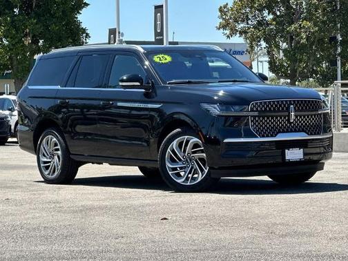 INFINITE BLACK MET CC 2025 Lincoln Navigator RESERVE