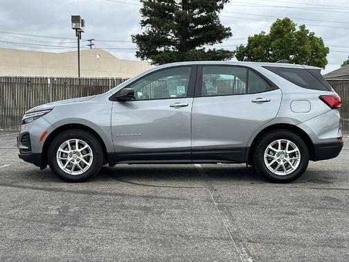 Sterling Gray 2024 Chevrolet Equinox LS