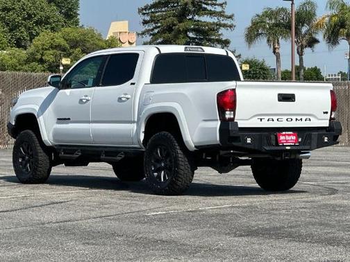 Ice 2023 Toyota Tacoma