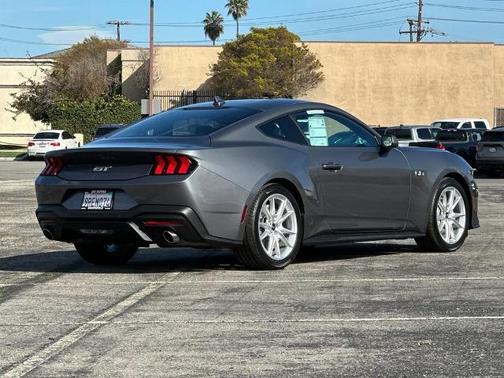 2025 Ford Mustang GT