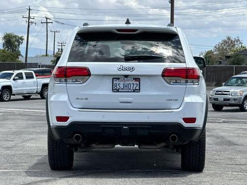 Bright White 2020 Jeep Grand Cherokee LIMITED