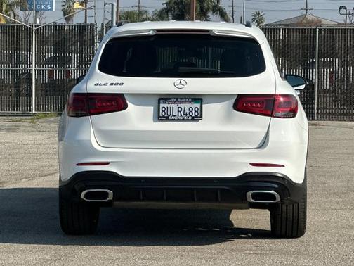 2021 Mercedes-Benz GLC 300 BASE