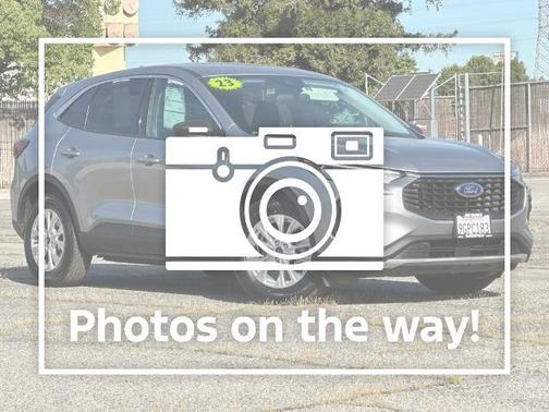 ICONIC SILVER METALLIC 2023 Ford Escape ACTIVE