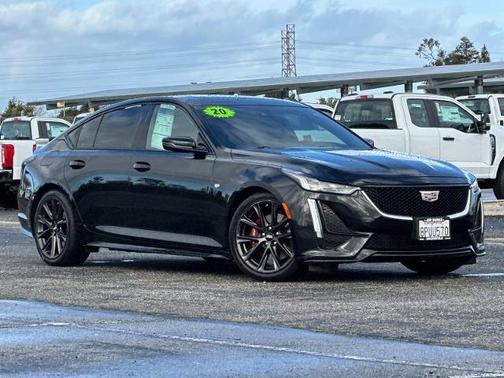 2020 Cadillac CT5 SPORT