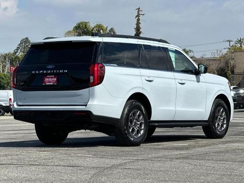 SPACE SILVER METALLIC 2025 Ford Expedition ACTIVE