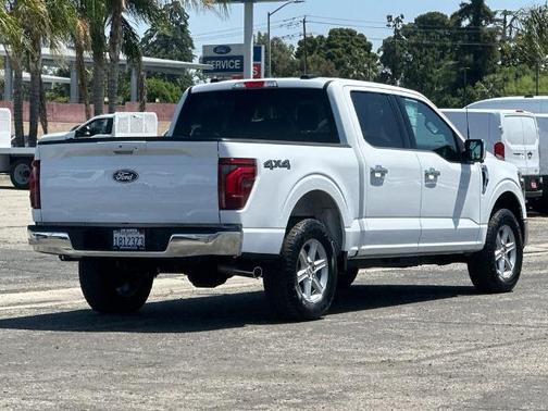 OXFORD WHITE 2025 Ford F-150 LARIAT
