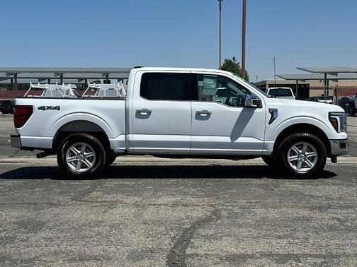 OXFORD WHITE 2025 Ford F-150 LARIAT
