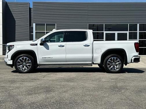 2022 GMC Sierra 1500 DENALI