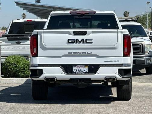 Summit White 2022 GMC Sierra 1500 DENALI