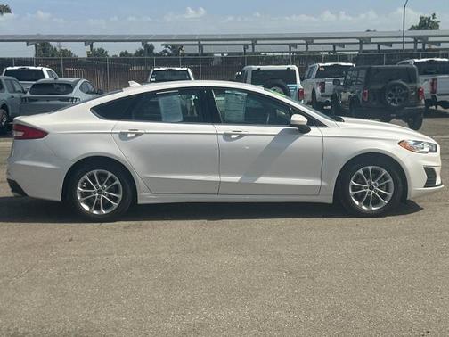 2019 Ford Fusion SE
