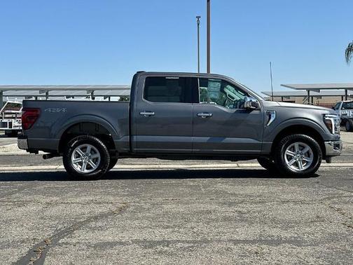 CARBONIZED GRAY METALLIC 2025 Ford F-150 LARIAT