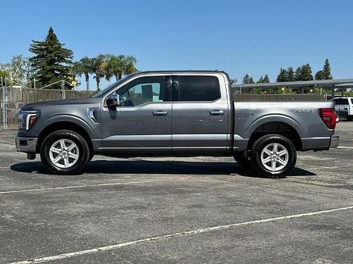 CARBONIZED GRAY METALLIC 2025 Ford F-150 LARIAT