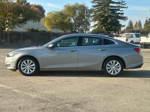 2024 Chevrolet Malibu LT W/1LT