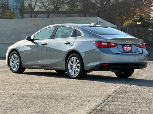 2024 Chevrolet Malibu LT W/1LT