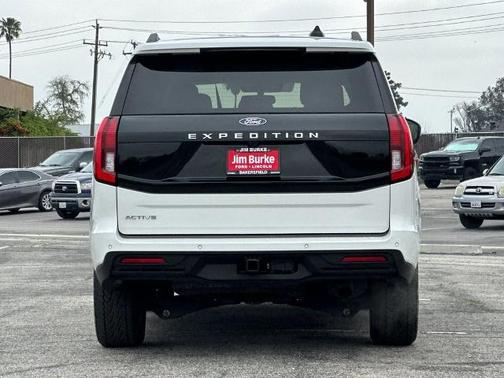 STAR WHITE MET TRI-COAT 2025 Ford Expedition ACTIVE