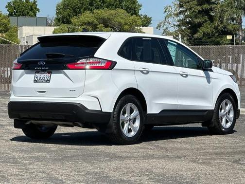 OXFORD WHITE 2024 Ford Edge SE