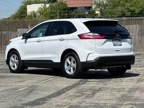OXFORD WHITE 2024 Ford Edge SE