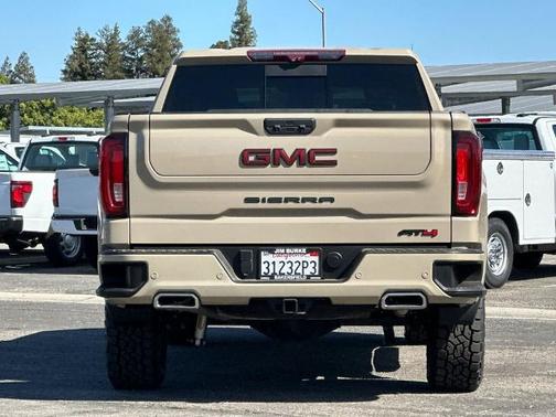 Desert Sand 2022 GMC Sierra 1500 AT4