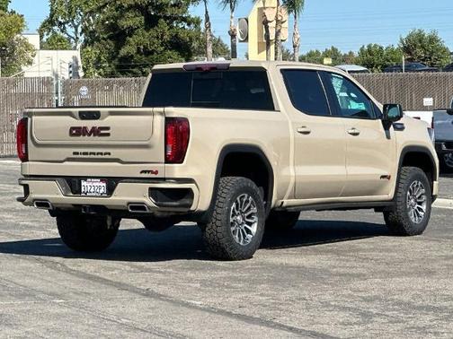 Desert Sand 2022 GMC Sierra 1500 AT4