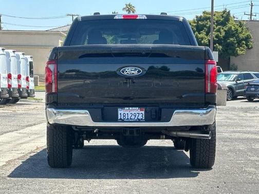 AGATE BLACK METALLIC 2025 Ford F-150 LARIAT