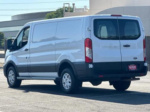 2023 Ford Transit-250 T250