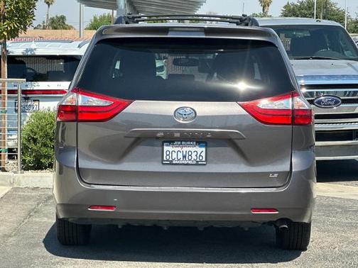 2016 Toyota Sienna