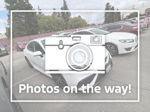 Ice 2023 Toyota Camry