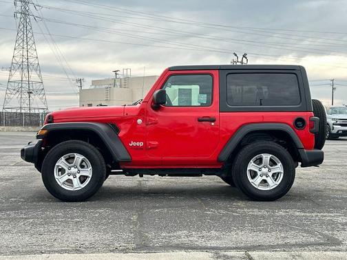 2019 Jeep Wrangler SPORT