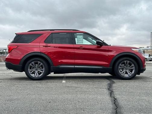 RAPID RED MET TINTED CC 2023 Ford Explorer XLT