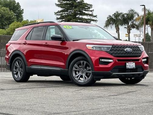 RAPID RED MET TINTED CC 2023 Ford Explorer XLT