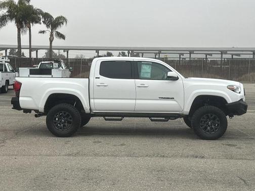 2023 Toyota Tacoma 