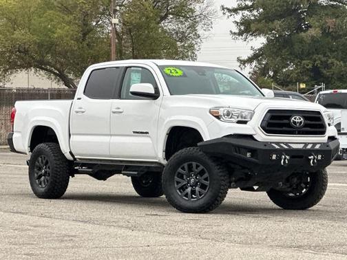 2023 Toyota Tacoma 