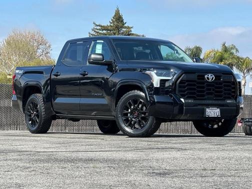 2023 Toyota Tundra SR5
