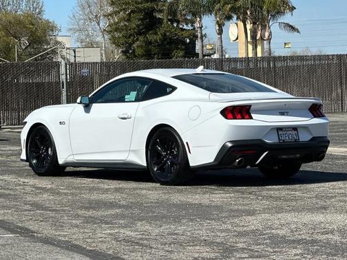 2025 Ford Mustang GT