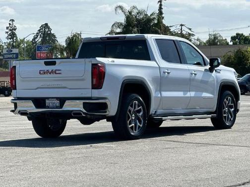 White Frost 2023 GMC Sierra 1500 SLT