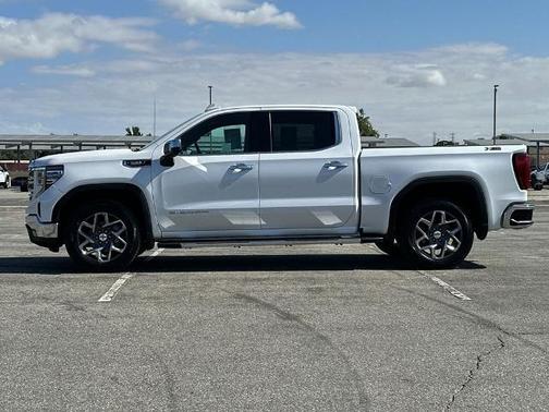 White Frost 2023 GMC Sierra 1500 SLT