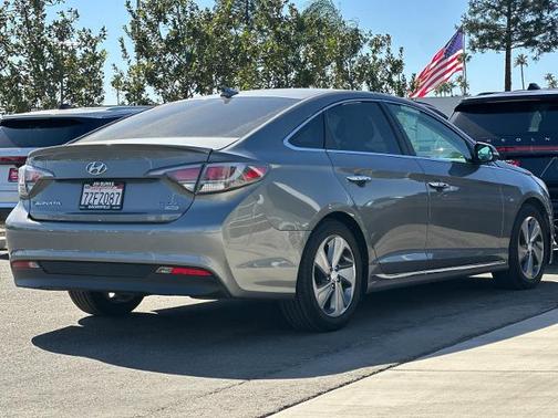 2017 Hyundai SONATA LIMITED