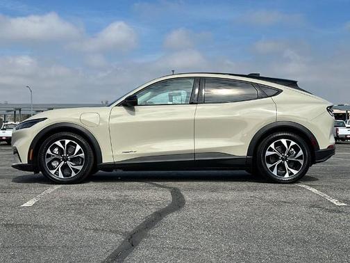 DESERT SAND 2025 Ford Mustang Mach-E SELECT