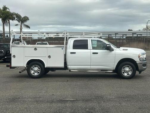 2023 RAM 2500 TRADESMAN