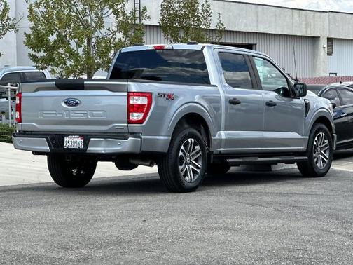 ICONIC SILVER METALLIC 2022 Ford F-150