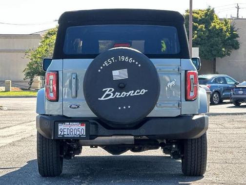 CACTUS GRAY 2022 Ford Bronco
