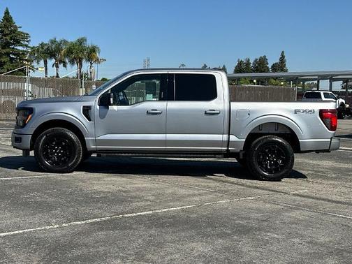 ICONIC SILVER METALLIC 2024 Ford F-150 XLT