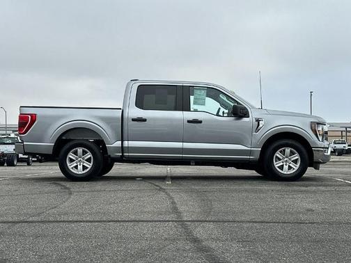 ICONIC SILVER METALLIC 2023 Ford F-150 XL