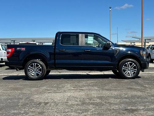 ANTIMATTER BLUE METALLIC 2023 Ford F-150 XL