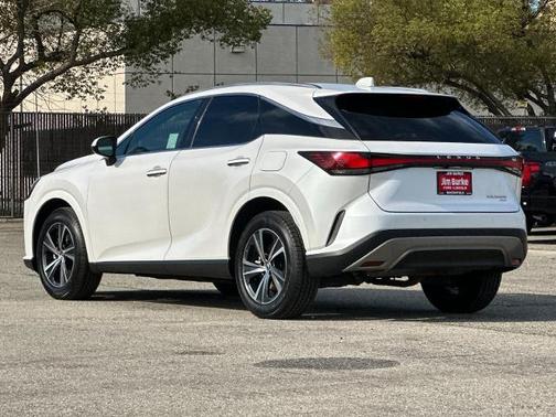 2023 Lexus RX 350h 
