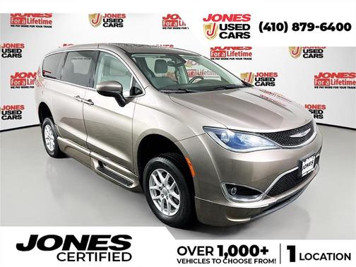 2017 Chrysler Pacifica Touring