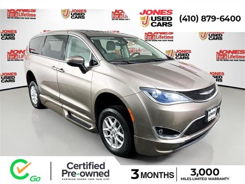 2017 Chrysler Pacifica Touring