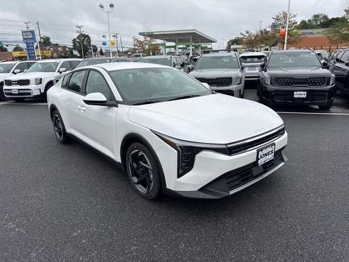 2025 Kia K4 EX