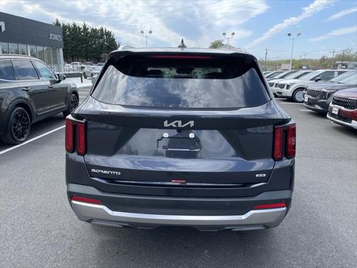 2025 Kia Sorento S
