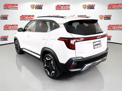 Snow White Pearl 2024 Kia Seltos SX Turbo